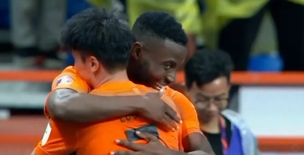 奥斯卡力克吕焯毅破门，玉昆2-0击败英博