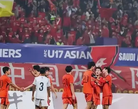 刘雨希传射助阵 中国U17女足3-0擒印度进4强