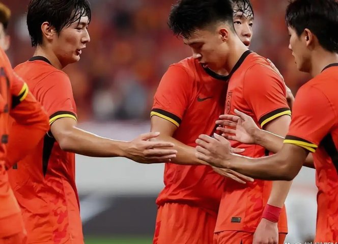 半场：U23国足0-0塔吉克斯坦U23，鲍盛鑫造险