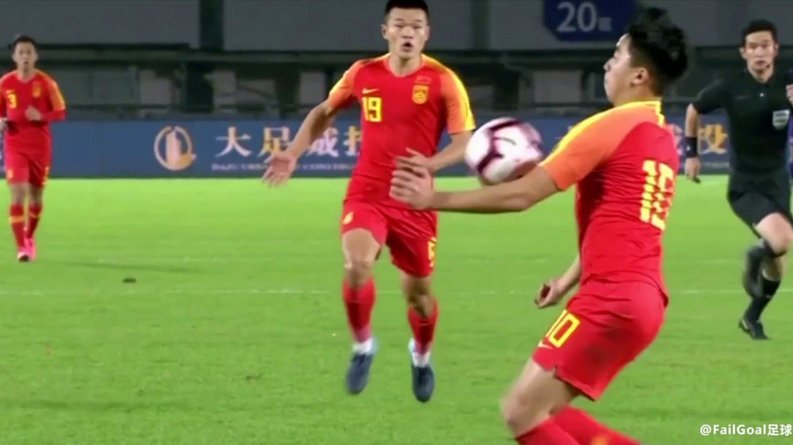 U23国足3-0胜塔吉克斯坦木塔力甫闪击向余望点射定胜局
