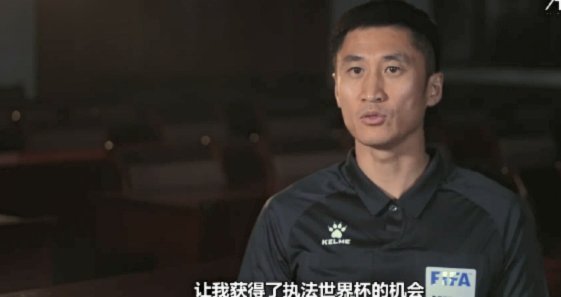 前记者：马宁喜欢踢球身体优势明显，私下礼貌谦虚说话客气