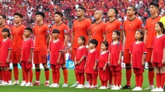 中国足球篮球不行的原因