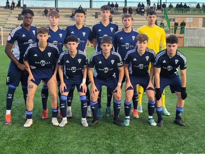 红星U19 2:1战胜沃日多瓦兹U19，万项下半场第45分钟替补登场司职前腰个人集锦。