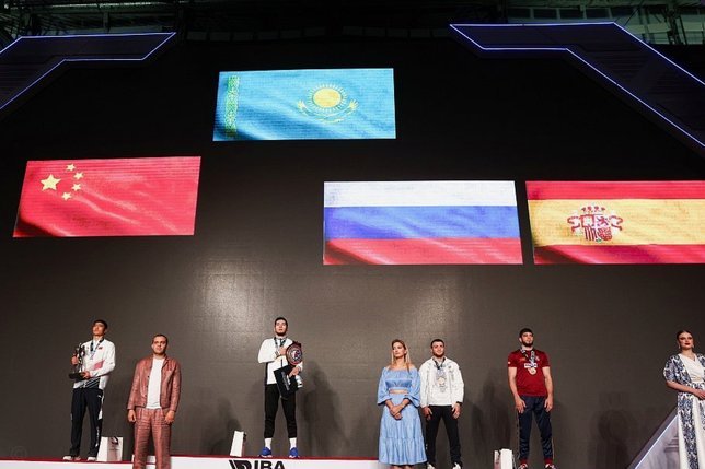 凰家看台丨什么才是世界杯的最终答案？