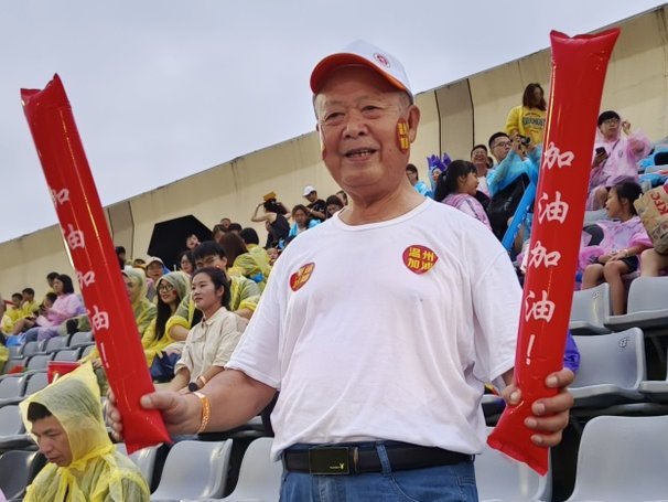 老球迷专访：董路与孙继海，实战与深耕的双道并行