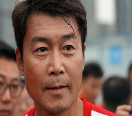 申思殴打小球员后：受害孩子遭孤立，举报家长亦被抵制