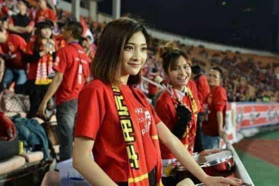 董路：中超球迷的信仰，赛场上的声浪